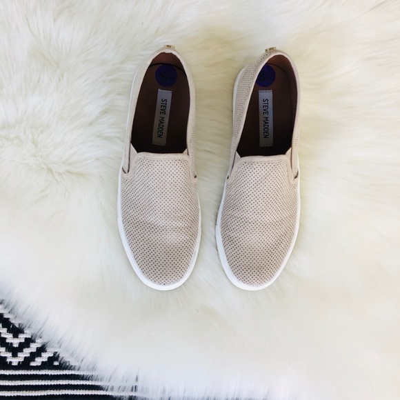 Steve Madden Shoes - STEVE MADDEN tan slip on sneakers with detailing